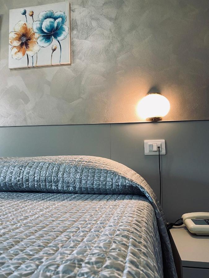 Hotel Vallisdea Sala Consilina Ngoại thất bức ảnh