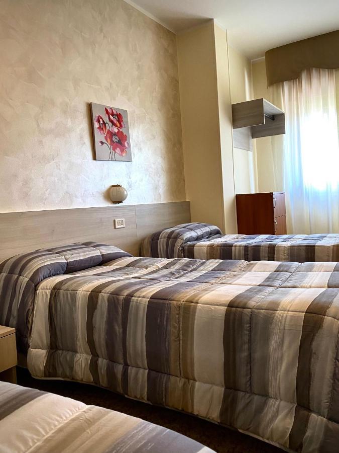 Hotel Vallisdea Sala Consilina Ngoại thất bức ảnh
