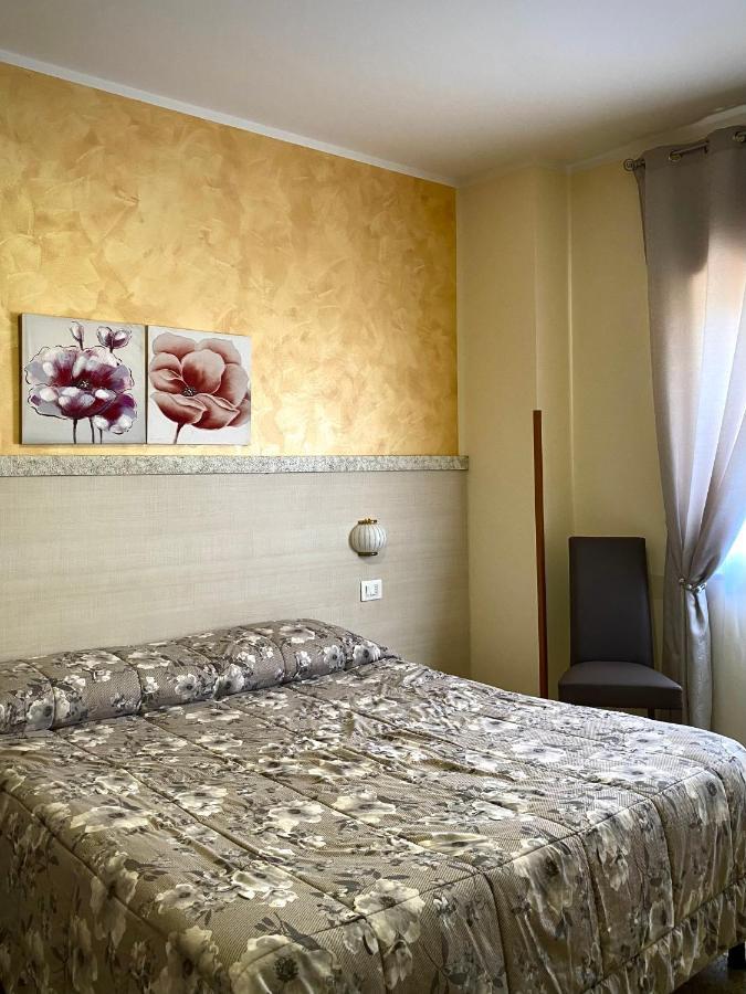 Hotel Vallisdea Sala Consilina Ngoại thất bức ảnh