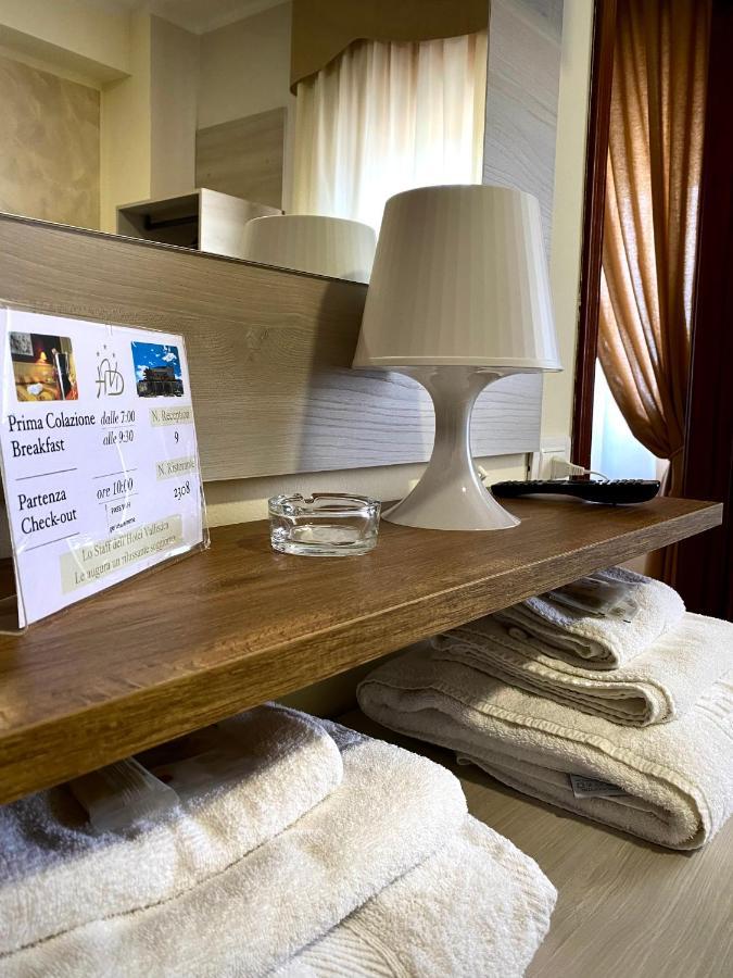 Hotel Vallisdea Sala Consilina Ngoại thất bức ảnh