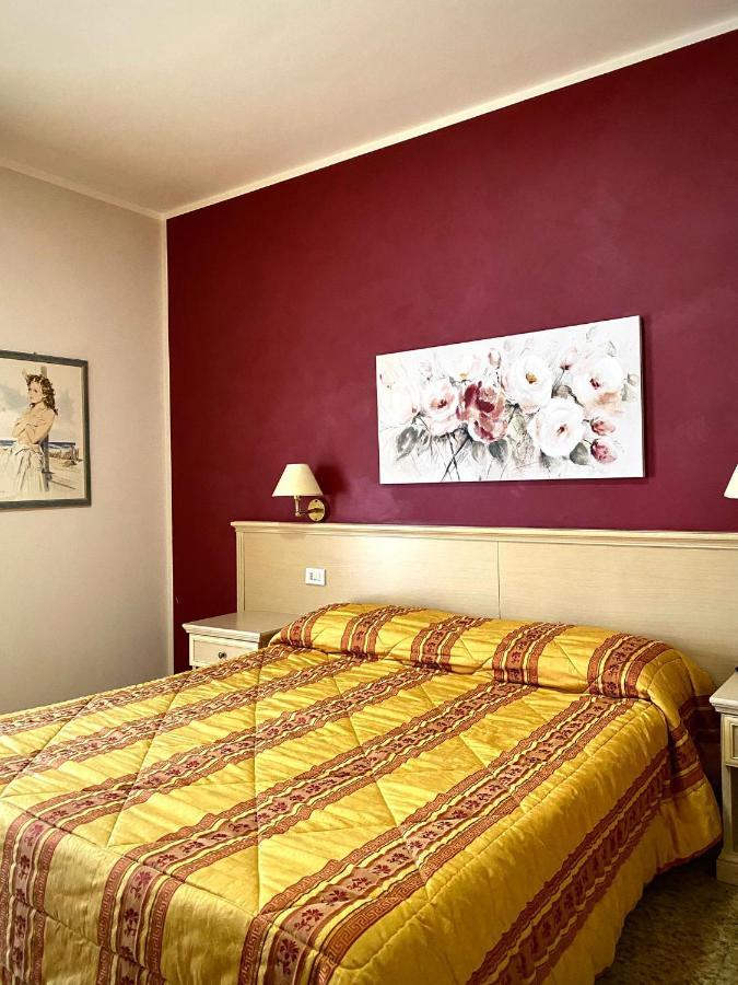 Hotel Vallisdea Sala Consilina Ngoại thất bức ảnh