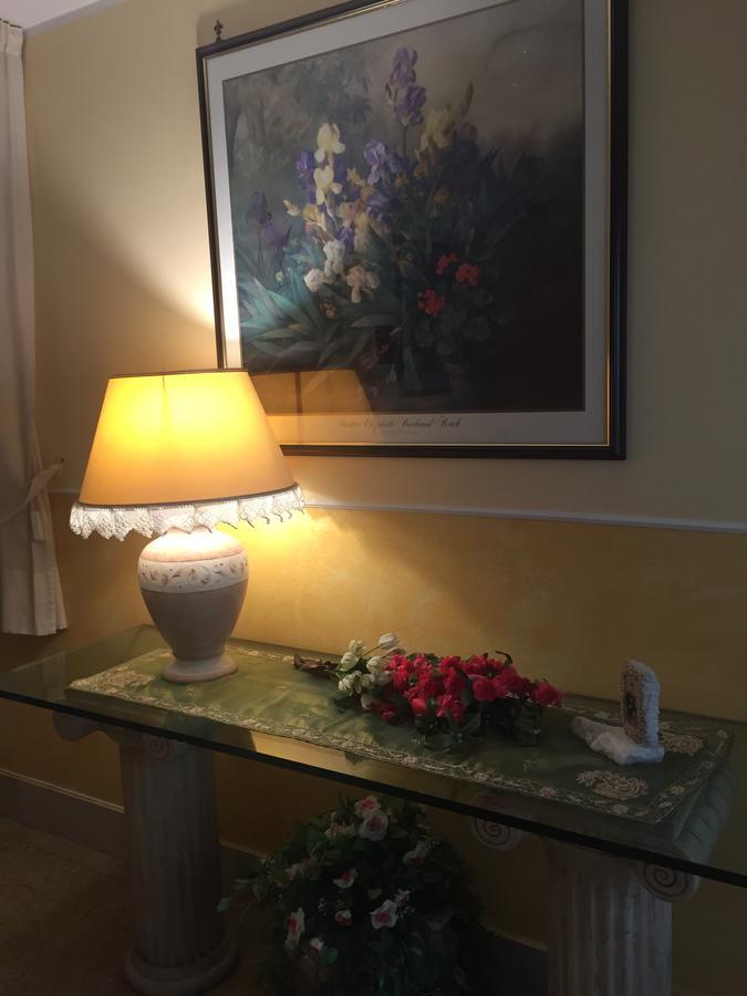 Hotel Vallisdea Sala Consilina Ngoại thất bức ảnh